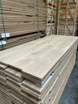 Solid French Oak floorboards XXL 24 cm wide. Unique width!