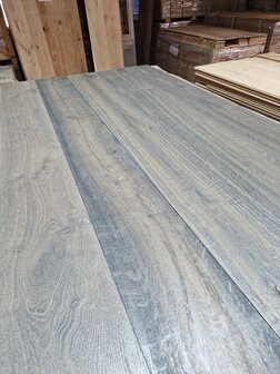 Extra wide Antiqued Oak floor XXL, 260mm wide!