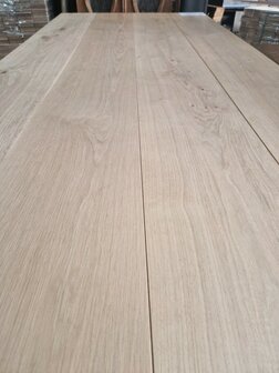 SALE! Wide Oak floor ready oiled! 220mm